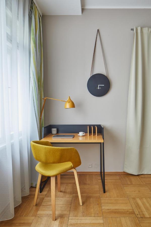 Prague Days - Modern Apt W Retro Elements - New Town Buitenkant foto